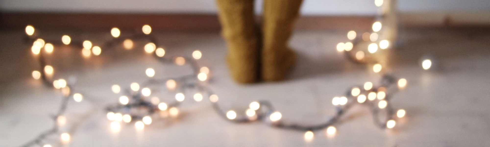 Sparkles, photo by Giulia Bertelli on Unsplash